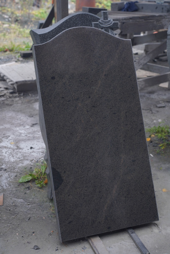 Фигурные памятники